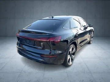 AUDI Q8 Sportback e-tron advanced 50 qu S line AHK Ma