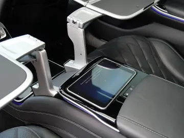 MERCEDES-BENZ S 580e Lang AMG First-Class Fond Chauf…