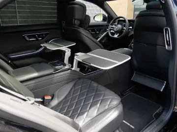 MERCEDES-BENZ S 580e Lang AMG First-Class Fond Chauf…