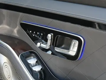 MERCEDES-BENZ S 580e Lang AMG First-Class Fond Chauf…