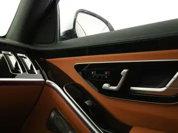 MERCEDES-BENZ S 580 e 4M  AMG Pano Massage Sitzklima HA-Lenk