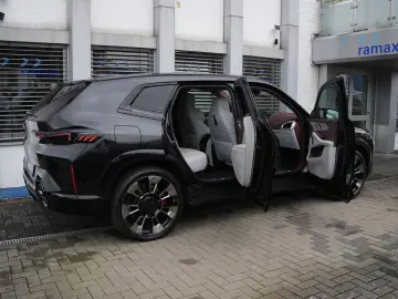 BMW XM  BLACK EDITION-ACC-AHK-23M-LEDER SILVERSTONE