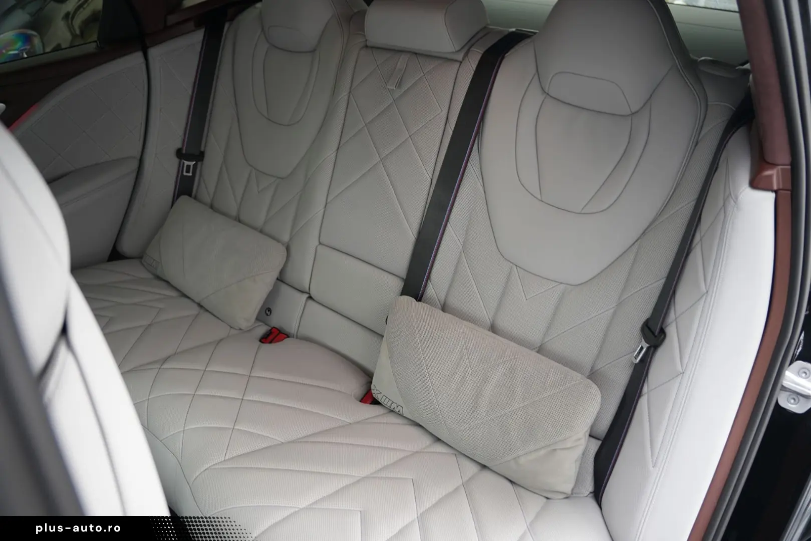 BMW XM  BLACK EDITION-ACC-AHK-23M-LEDER SILVERSTONE