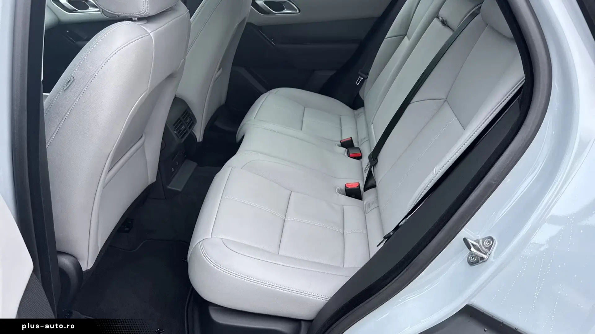 Land Rover Range Rover Velar R-Dynamic SE