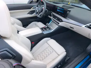 BMW M4 Cabrio M xDrive Competition