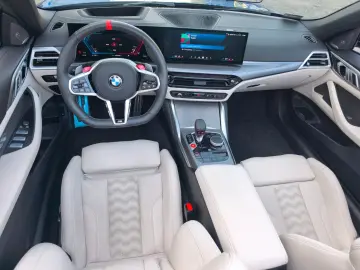 BMW M4 Cabrio M xDrive Competition