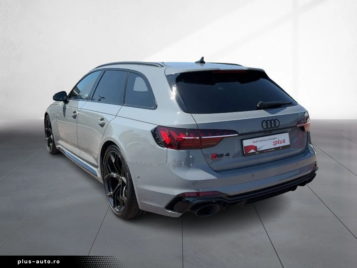 AUDI RS 4 Avant 2.9 TFSI