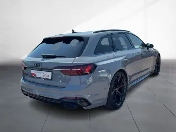 AUDI RS 4 Avant 2.9 TFSI