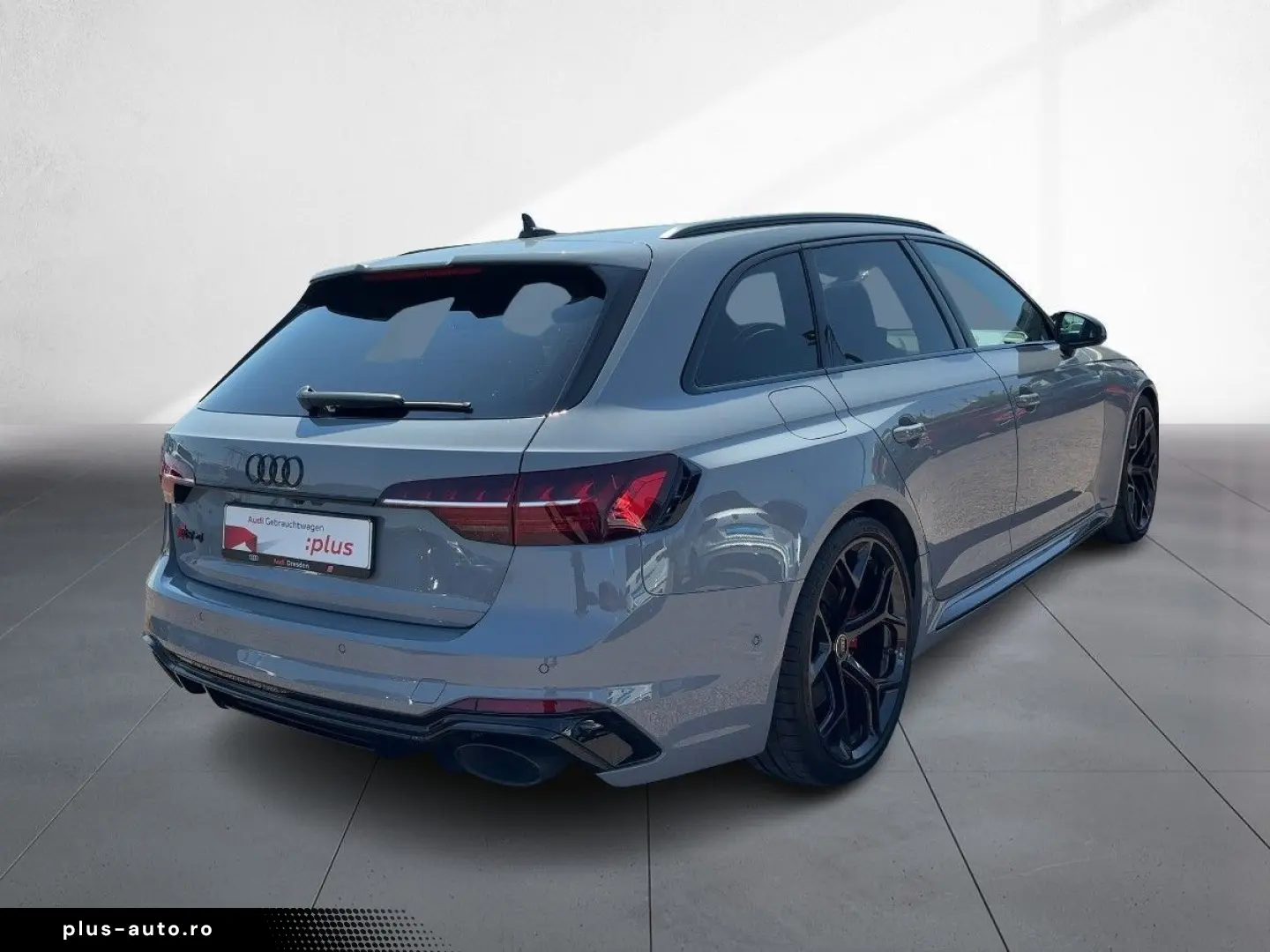 AUDI RS 4 Avant 2.9 TFSI