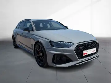 AUDI RS 4 Avant 2.9 TFSI