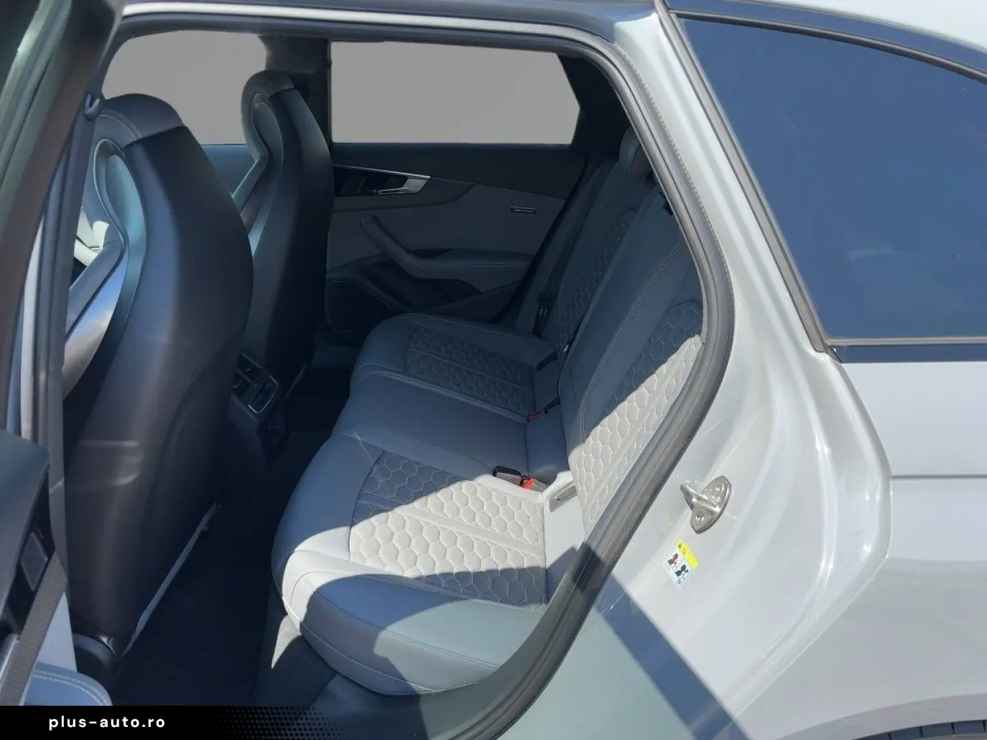 AUDI RS 4 Avant 2.9 TFSI