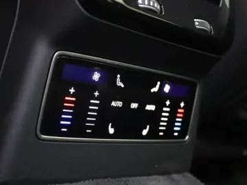 AUDI A6 Avant 3.0 TFSI quattro