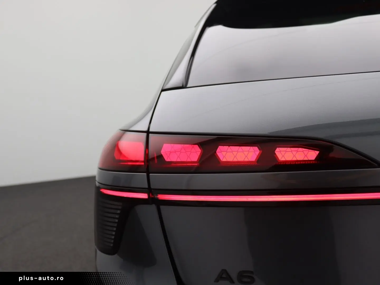 AUDI A6 Avant 3.0 TFSI quattro