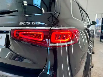MERCEDES-BENZ GLS 63 Mercedes-AMG GLS 63 4MATIC