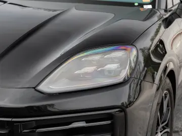 PORSCHE Cayenne S E-Hybrid Sport Chrono Paket InnoDrive