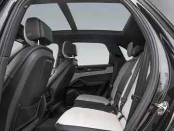 PORSCHE Cayenne S E-Hybrid Sport Chrono Paket InnoDrive