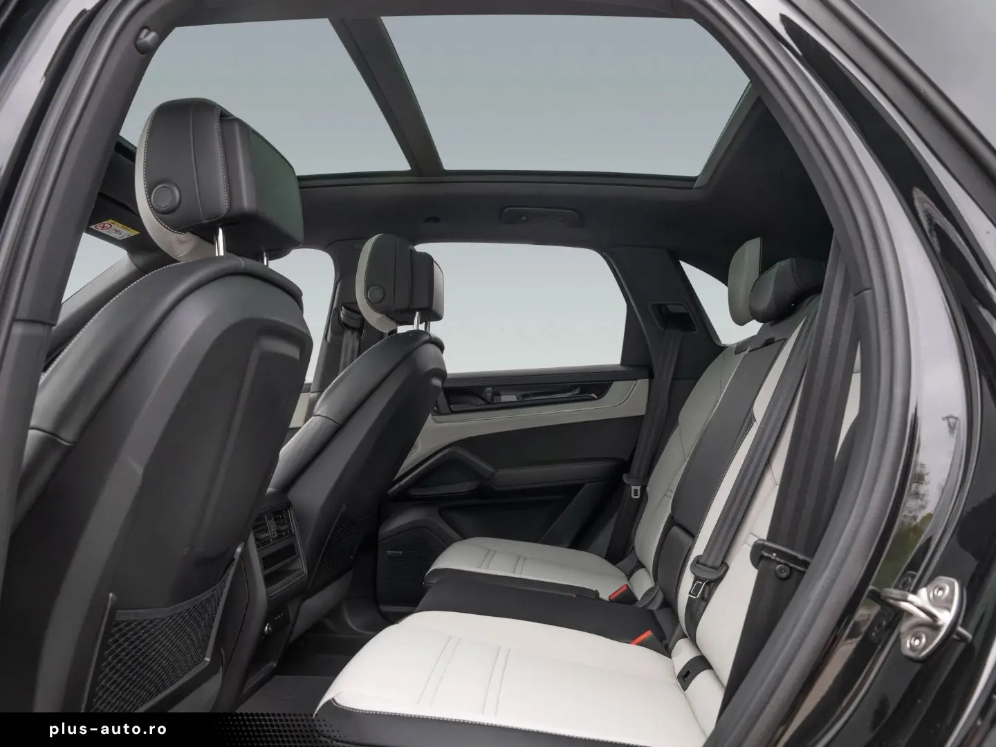 PORSCHE Cayenne S E-Hybrid Sport Chrono Paket InnoDrive