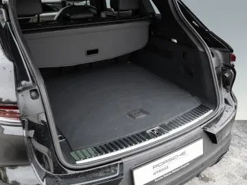 PORSCHE Cayenne S E-Hybrid Sport Chrono Paket InnoDrive