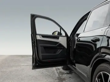 PORSCHE Cayenne S E-Hybrid Sport Chrono Paket InnoDrive