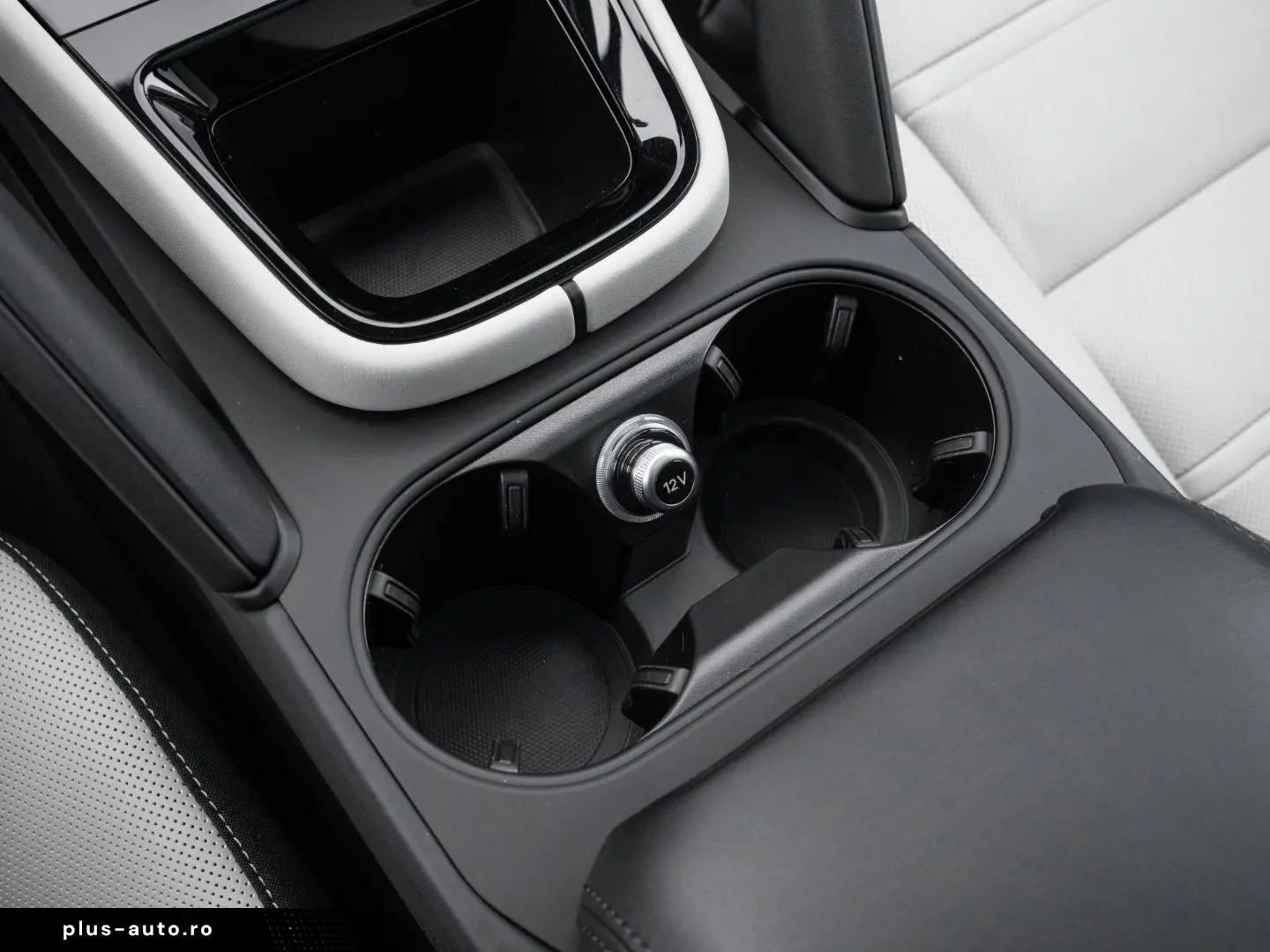 PORSCHE Cayenne S E-Hybrid Sport Chrono Paket InnoDrive
