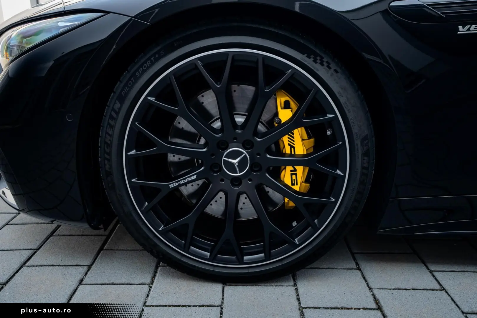 MERCEDES-BENZ SL 63 AMG   Perf Sitz   Carbon   Burmester