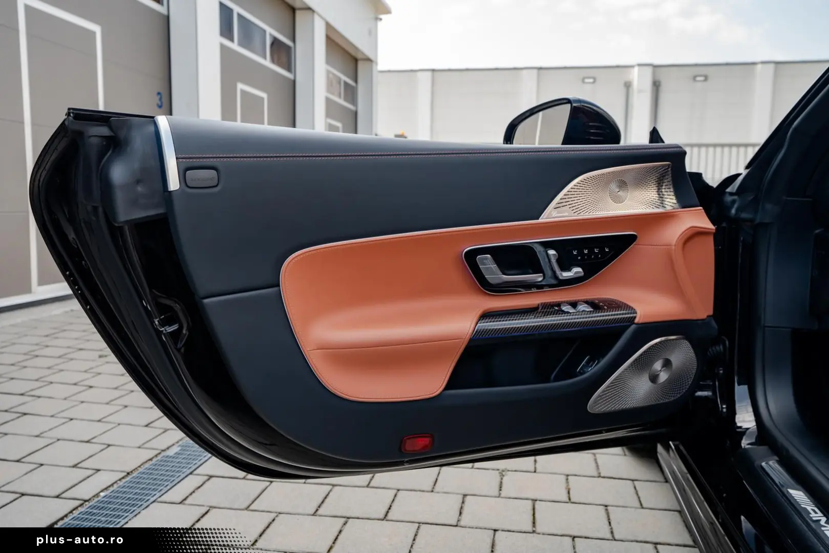 MERCEDES-BENZ SL 63 AMG   Perf Sitz   Carbon   Burmester