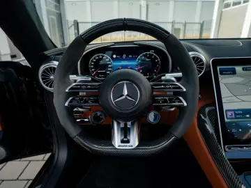 MERCEDES-BENZ SL 63 AMG   Perf Sitz   Carbon   Burmester