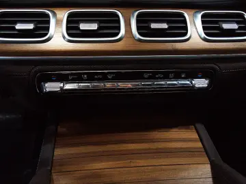 MERCEDES-BENZ GLS 580 4Matic  BURMESTER PANO HUD 7-S…