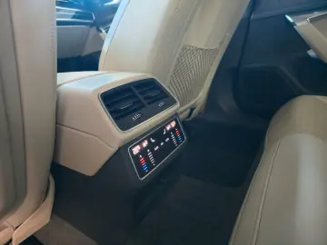AUDI A6 Lim. 50 TFSI e quattro design Matrix LED