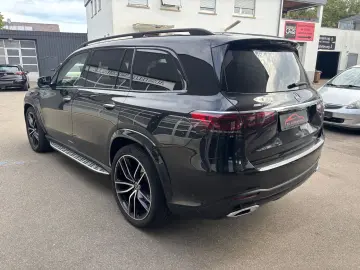 MERCEDES-BENZ GLS 400d 4Matic AMG-Line Burmester Pan…