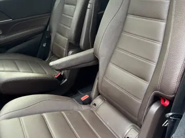 MERCEDES-BENZ GLS 400d 4Matic AMG-Line Burmester Pan…
