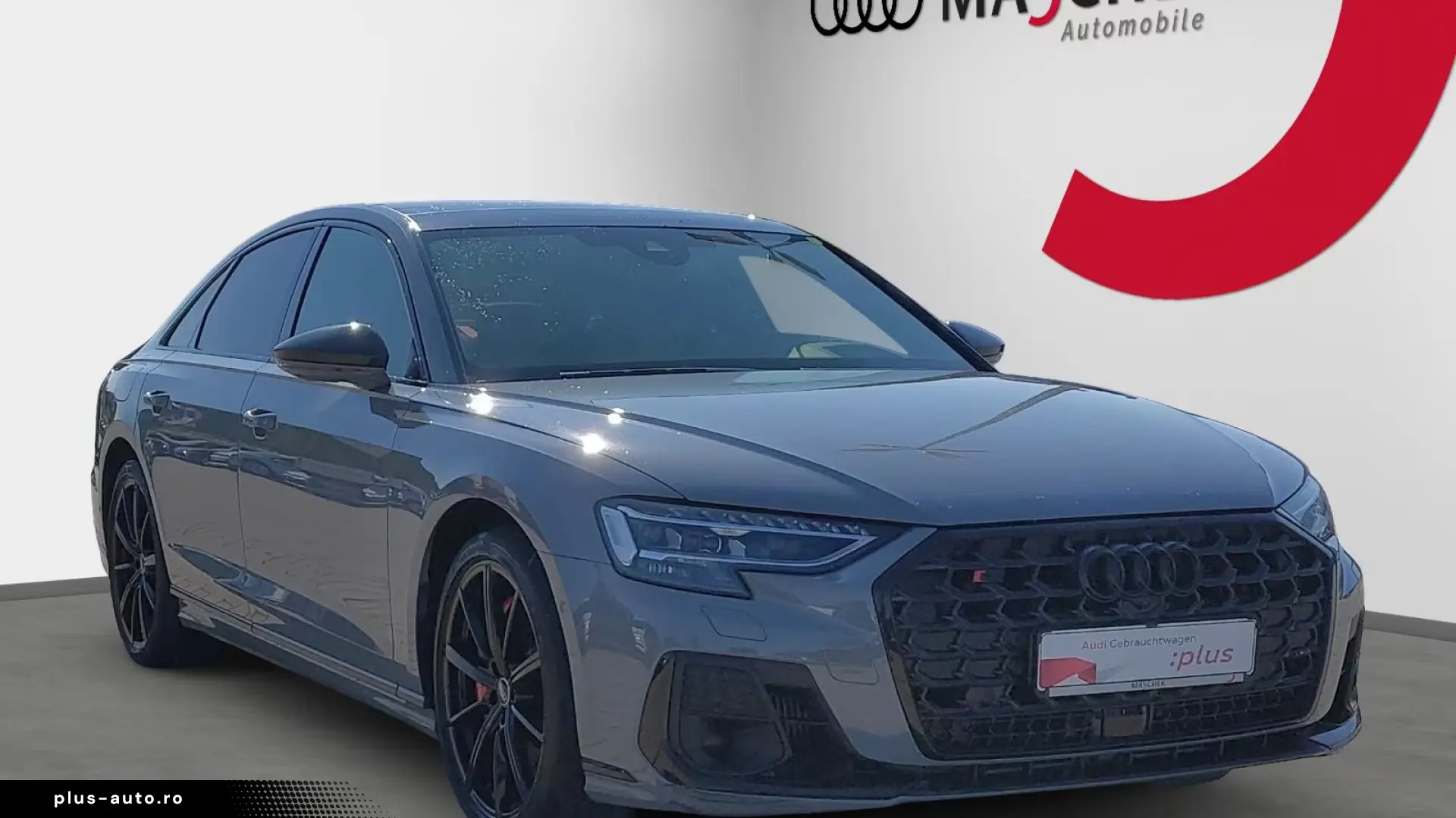 Audi S8 AHK Pano Black HUD