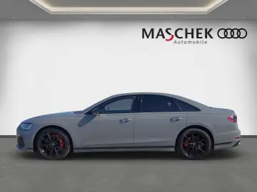 Audi S8 AHK Pano Black HUD