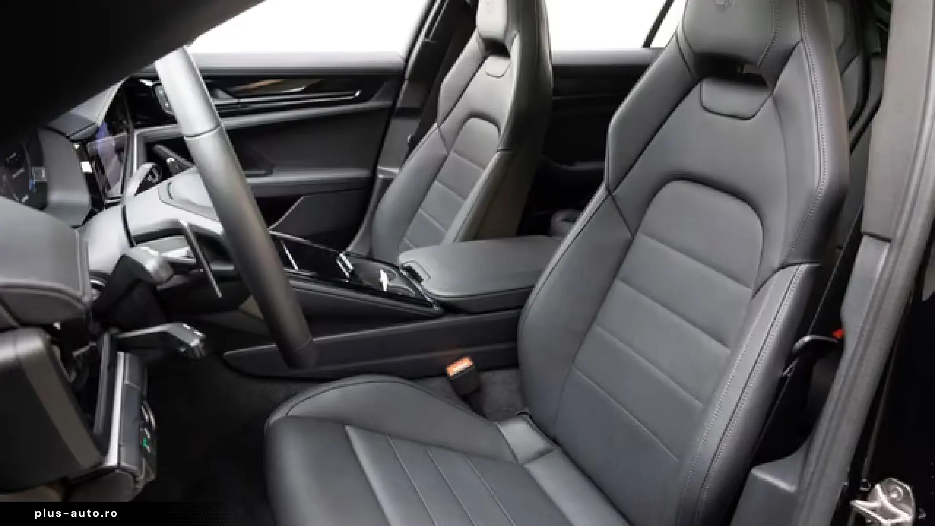 Porsche Panamera All Black New Chrono