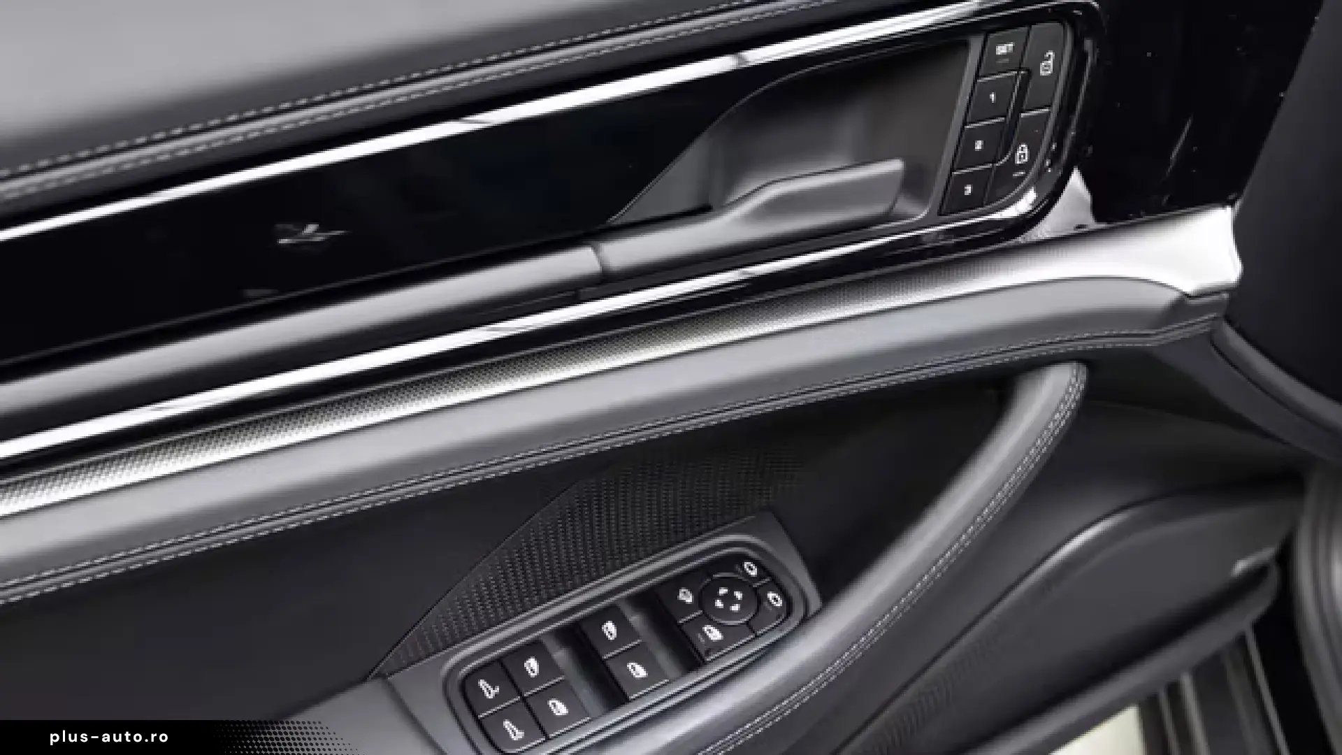 Porsche Panamera All Black New Chrono