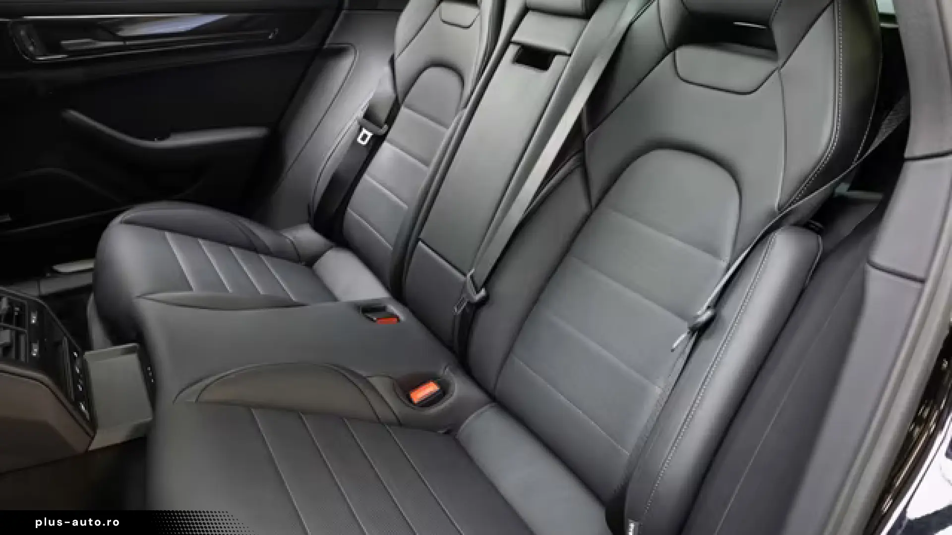 Porsche Panamera All Black New Chrono
