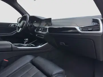 BMW X5 xDrive 30d M-Sport Laser HuD PANO SoftClose