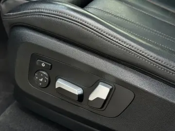 BMW X5 xDrive 30d M-Sport Laser HuD PANO SoftClose
