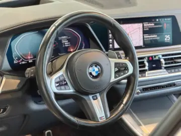 BMW X5 xDrive30d M Sport Pano Memory HUD Laserlicht