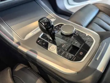 BMW X5 xDrive30d M Sport Pano Memory HUD Laserlicht