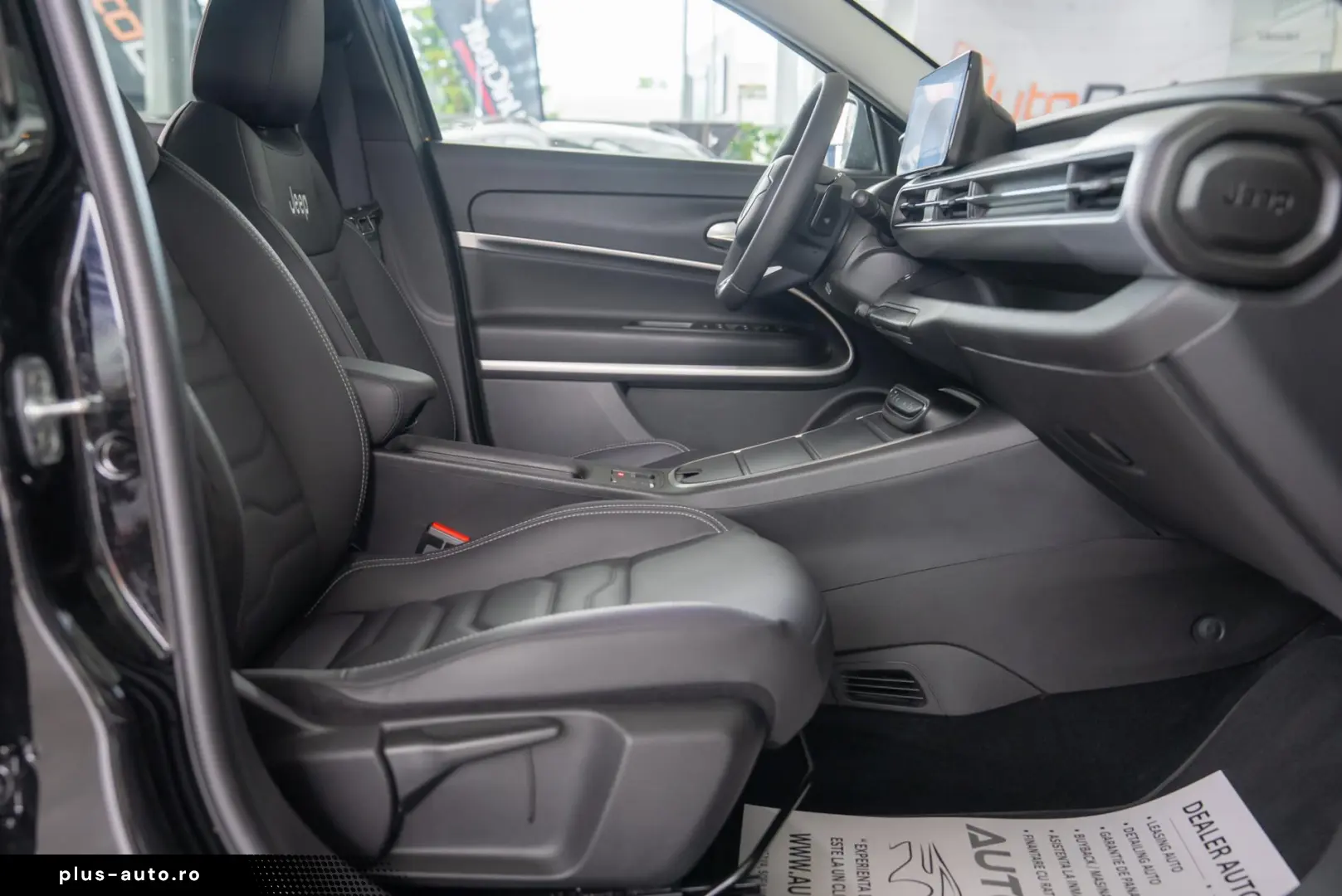 Jeep Avenger 1.2 e-Hybrid e-DCS  Summit