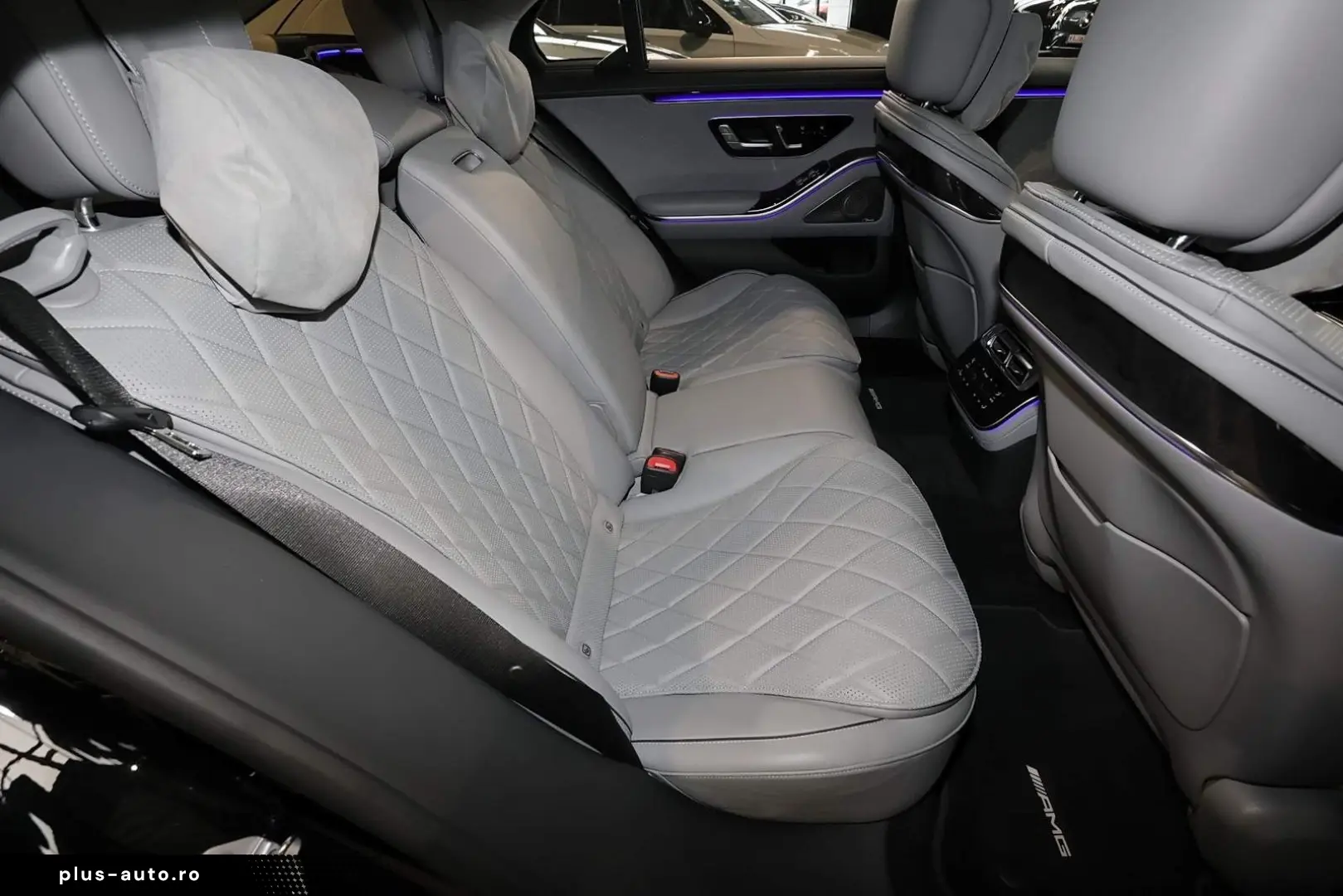 MERCEDES-BENZ S 400 d AMG 4M  DISTRO PANO 360  LED