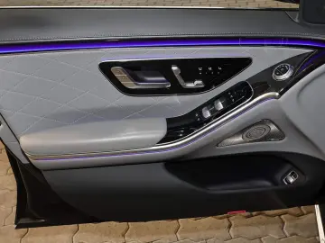 MERCEDES-BENZ S 400 d AMG 4M  DISTRO PANO 360  LED