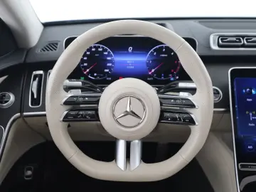MERCEDES-BENZ S 400 d 4M AMG Massage  HUD Pano