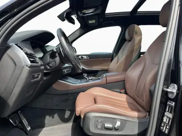 BMW X5 xDr 30dA M SPORT LivePro AdLED Pano AHK 22