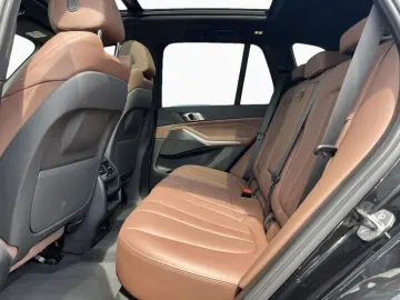 BMW X5 xDr 30dA M SPORT LivePro AdLED Pano AHK 22