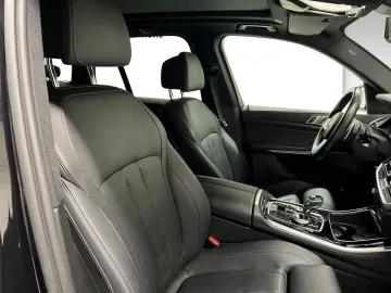 BMW X5 xDrive30d M Sportpaket Pano HUD STHZ
