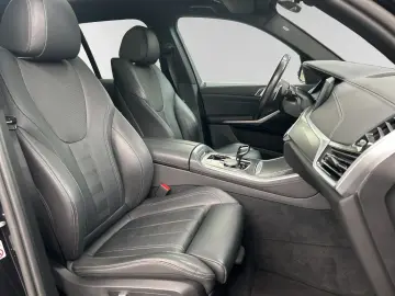 BMW X5 xDrive30d M Sport AHK Pano Head-Up DAProf.