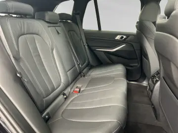 BMW X5 xDrive30d M Sport AHK Pano Head-Up DAProf.