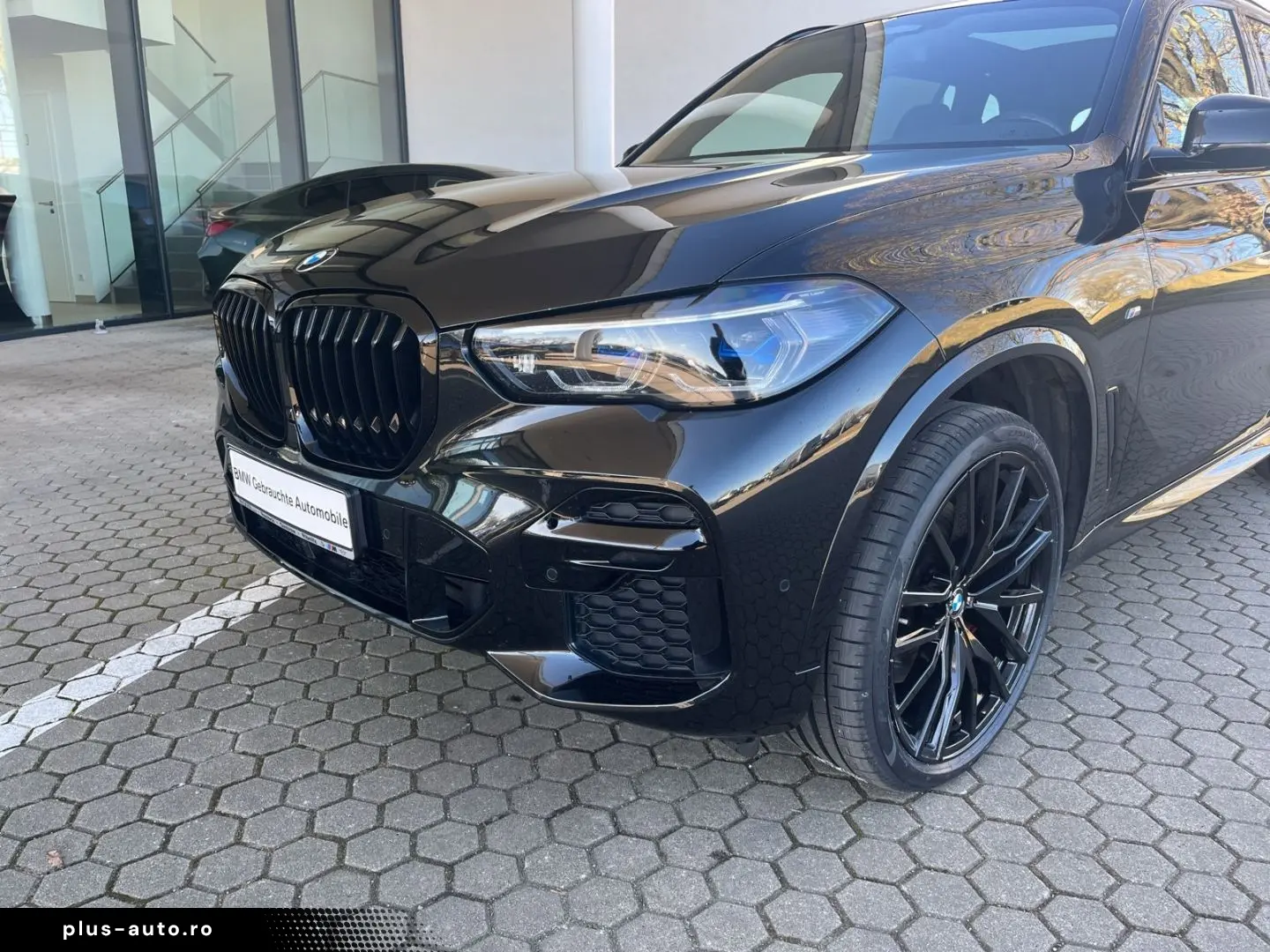 BMW X5 30d M-Sport xDrive Panorama AHK Navi Leder